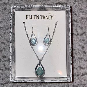 NWT Ellen Tracy Blue Stone Necklace and Earring Set